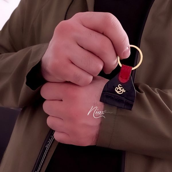 جاسوئیچی عشق