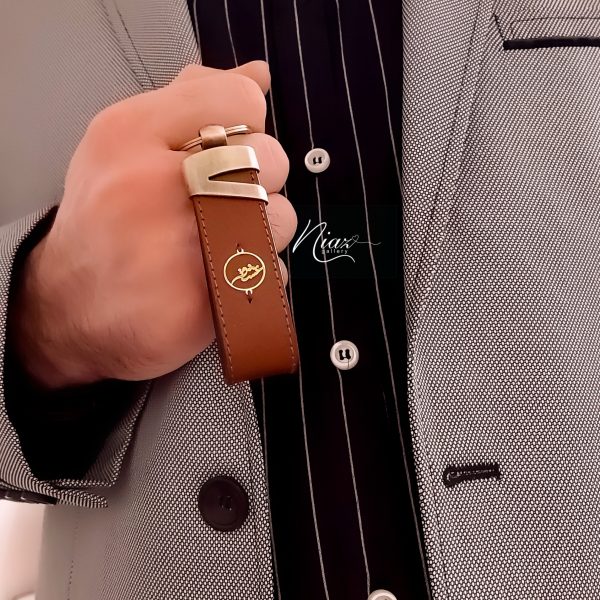 جاسوئیچی عشق