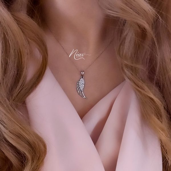 آویز بال