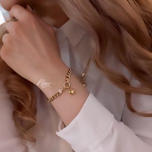دستبند کارتیه با آویز قلب