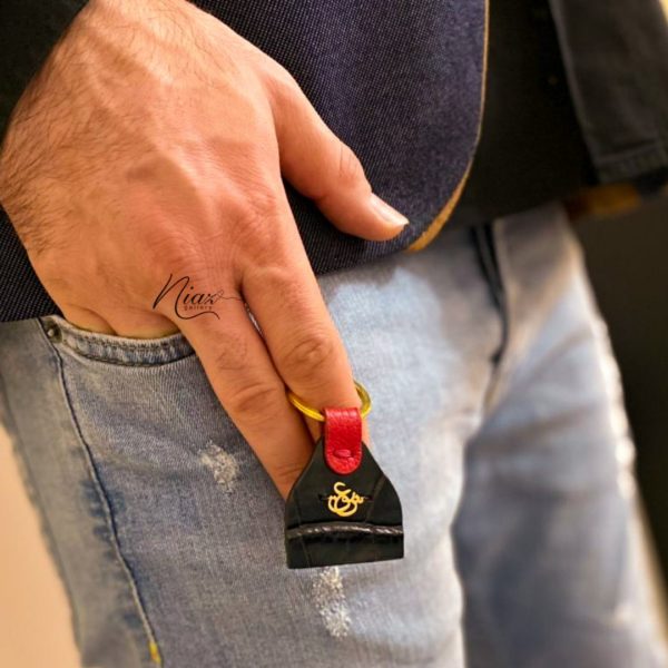 جاسوئیچی عشق