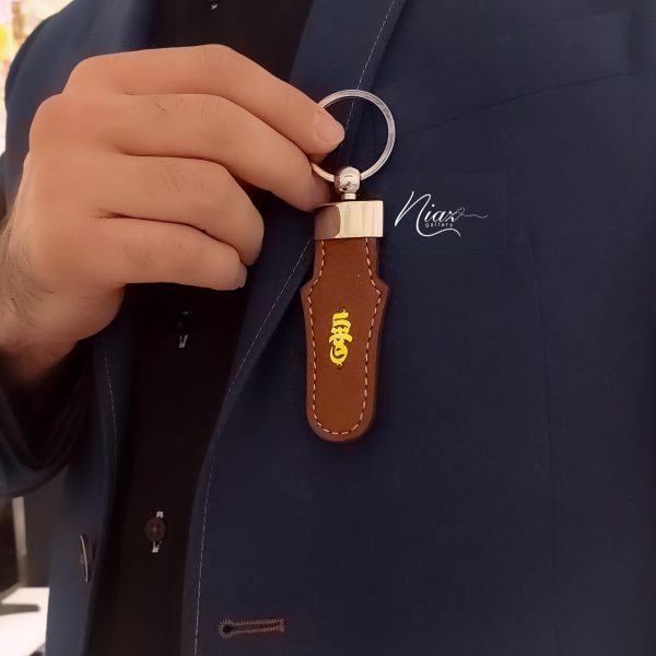 جاسوئیچی عشق