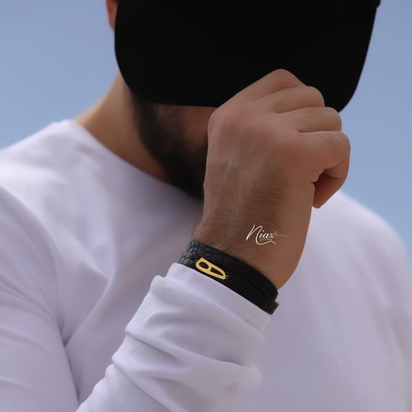 دستبند چرم حرف "هـ"