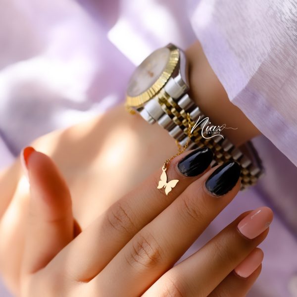 آویز ساعت پروانه